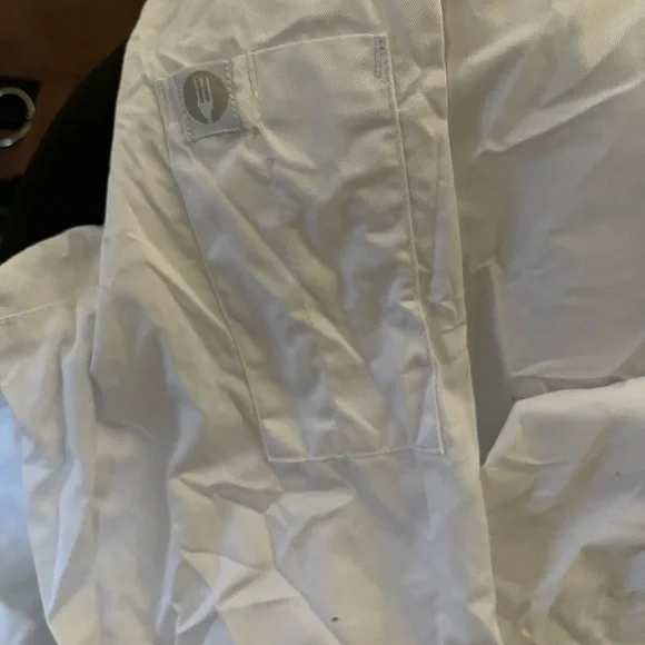 White Wrap-Style chef Top - Picture 4 of 6